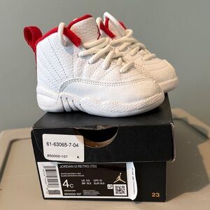 Jordan 12 Retro Sneakers